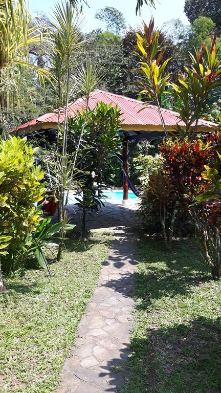 Cabinas Nirvana Ecolodge Cahuita Exterior photo